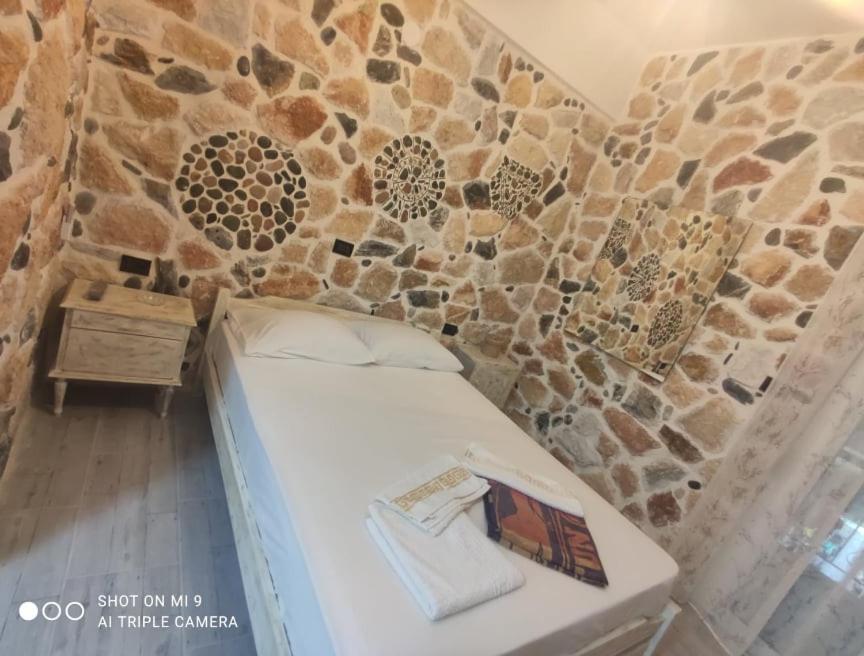 Malvina Rooms Kallithea  エクステリア 写真
