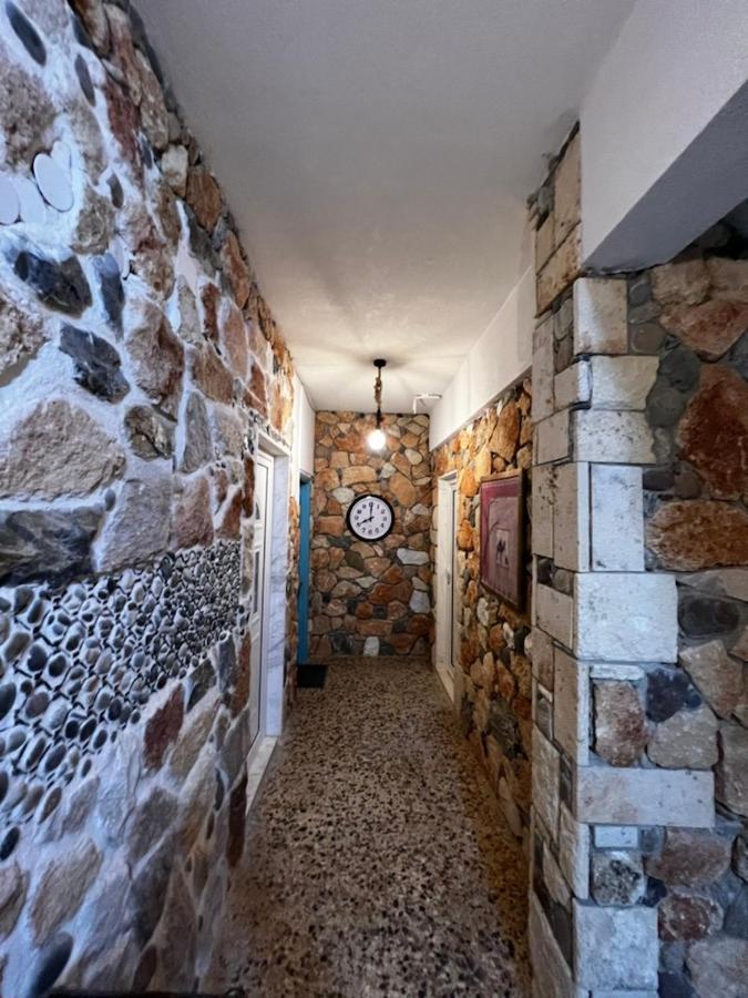 Malvina Rooms Kallithea  エクステリア 写真