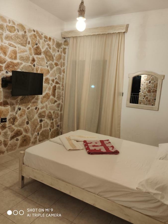 Malvina Rooms Kallithea  エクステリア 写真