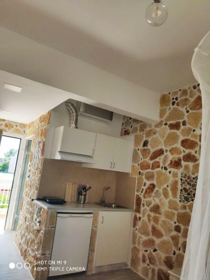 Malvina Rooms Kallithea  エクステリア 写真