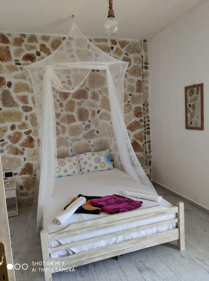 Malvina Rooms Kallithea  エクステリア 写真