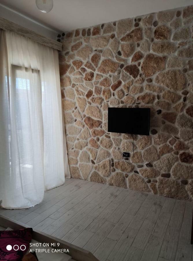 Malvina Rooms Kallithea  エクステリア 写真