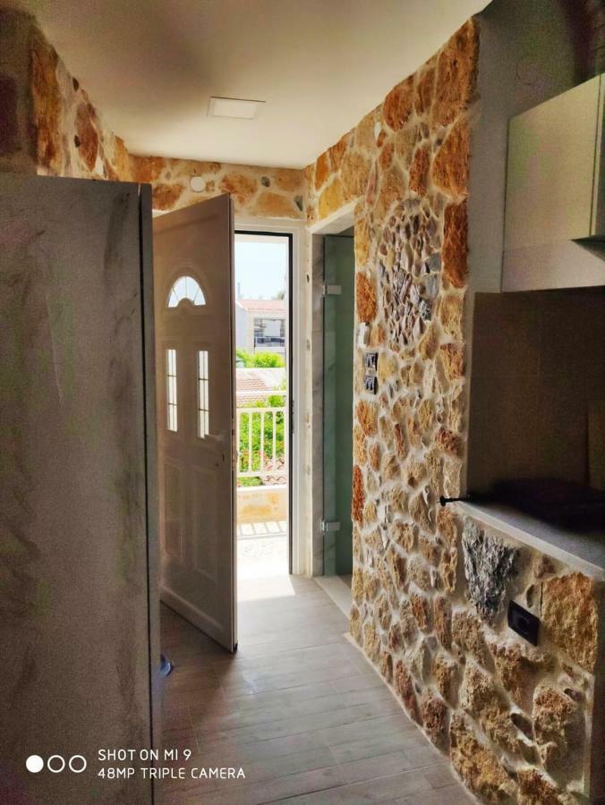 Malvina Rooms Kallithea  エクステリア 写真